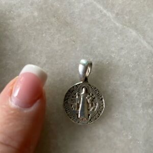 Sterling Silver 925 Saint Benedict’s Medal to keep away evil. nice size bale